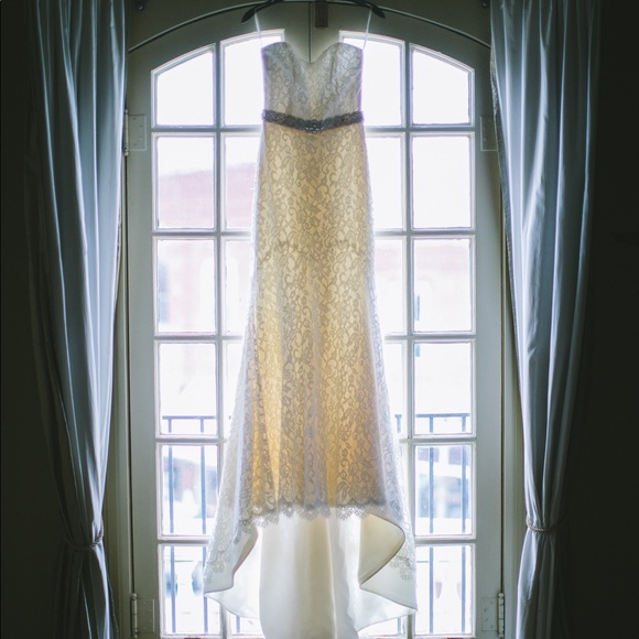Top 7: EcoChic Bridal/Mikaella lace with plunging V, adjustable 28-31 main image 0